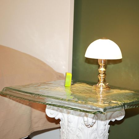 Appartement Bilocale Indipendente à Milan Extérieur photo